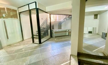 Local Comercial en Arriendo en monjitas con mosqueto