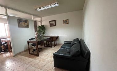 Oficina en Arriendo en Huerfanos | Agustinas | Oficina amoblada | Dos Privados | 54 Mts 2
