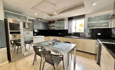 Venta Casa Dúplex en Pradomar