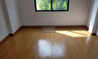 FOR SELL House Le - marn Klong Luang MRT-Bang Son CX-121030