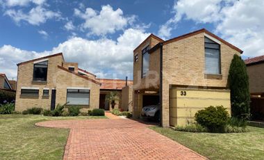 CASA EN VENTA  CHUNUGUA CAJICA