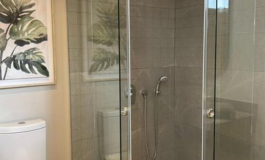 VENTA Departamento 2 dormitorios piso 16 en edificio exclusivo AH