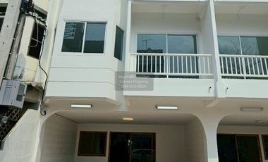FOR RENT Townhouse/Townhome  Jingjai Village MRT-Yaek Nonthaburi 1 CX-120797