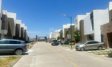 Casa en condominio en venta en San Francisco, San Mateo Atenco, México