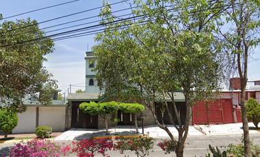 Casa en Remate en Lomas de Valle Dorado, Tlanepantla F-326
