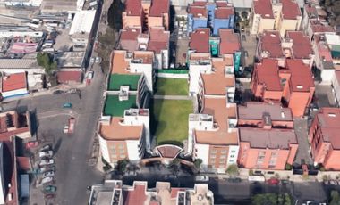 Depto en Remate en Pedregal de Santo Domingo, F-399