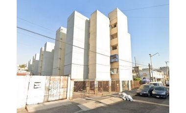 Depto en Remate en Agricola Pantitlán, F-509