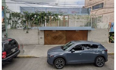 Casa en Remate en Jardín Balbuena, F-896