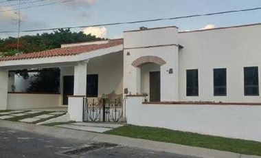 Casa en Remate en Frac Lomas De Cocoyoc, F-918