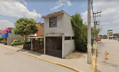 Casa en Remate en Granjas San Pablo, F-965