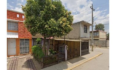 Casa en Remate en Granjas San Pablo, F-965