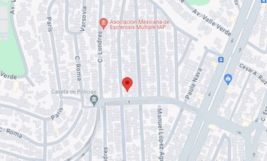 Casa en Remate en Hab Magisterial Vista Bella, F-1122