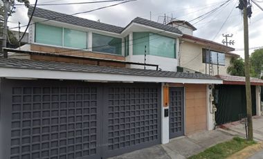 Casa en Remate en Hab Magisterial Vista Bella, F-1122