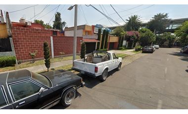 Depto en Remate en Lomas Estrella, F-1204