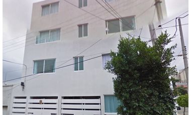 Edificio en Remate en Periodista, F-490