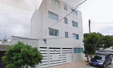 Edificio en Remate en Periodista, F-490