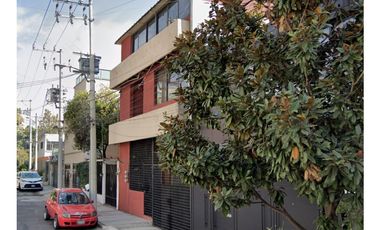 Depto en Remate en Florida, F-1528