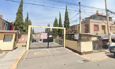 Depto en Remate en Portal Chalco, F-1619