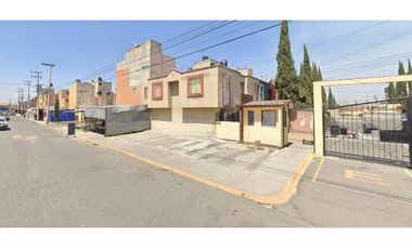 Depto en Remate en Portal Chalco, F-1619