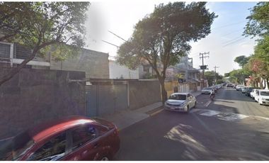 Casa en Remate en Jardín Balbuena, F-1791