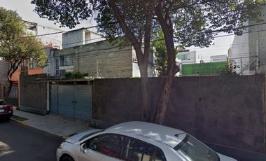 Casa en Remate en Jardín Balbuena, F-1791