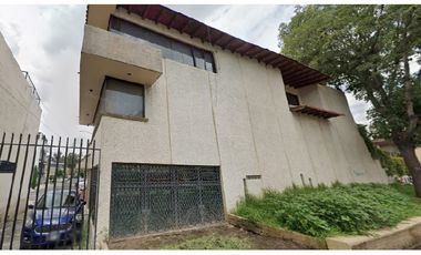 Casa en Remate en Jardín Balbuena, F-1804