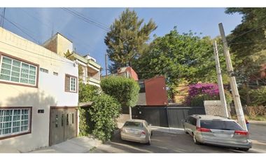 Casa en Remate en Jardín Balbuena, F-1797