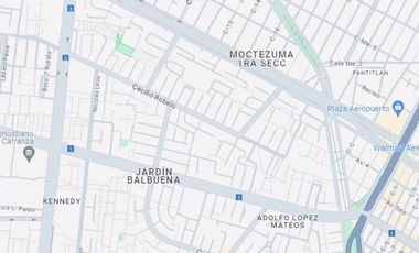 Casa en Remate en Jardín Balbuena, F-1797