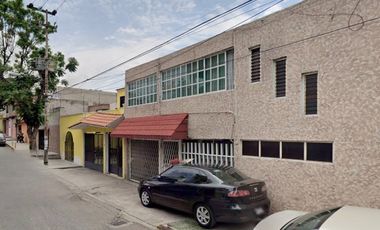 Casa en Remate en Pedregal de Sta Úrsula, F-1849