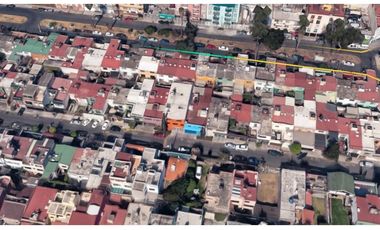 Casa en Remate en Lomas Estrella, F-1871