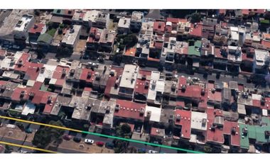 Casa en Remate en Lomas Estrella, F-1871