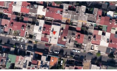 Casa en Remate en Lomas Estrella, F-1871