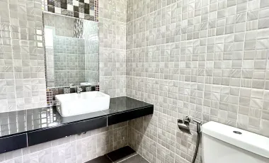5 Bedroom Villa for sale in Hang Dong, Chiang Mai