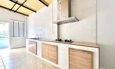 5 Bedroom Villa for sale in Hang Dong, Chiang Mai