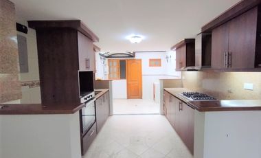 CASA EN ARRIENDO UBICADA EN ENVIGADO SECTOR LA PAZ