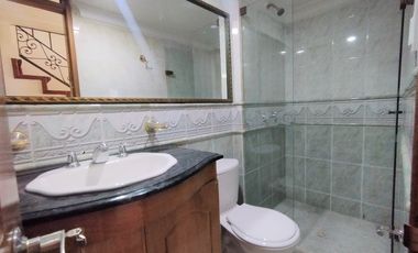 CASA EN ARRIENDO UBICADA EN ENVIGADO SECTOR LA PAZ