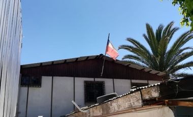 VENDO PROPIEDAD CON 2 CASAS, CERRO NAVIA