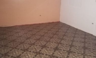 VENDO PROPIEDAD CON 2 CASAS, CERRO NAVIA