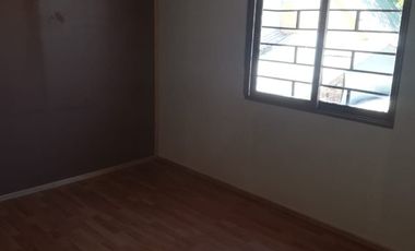VENDO PROPIEDAD CON 2 CASAS, CERRO NAVIA
