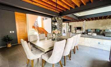 RENTA CASA EN AVANDARO VALLE DE BRAVO -  LA CASA DE LAS ESCULTURAS