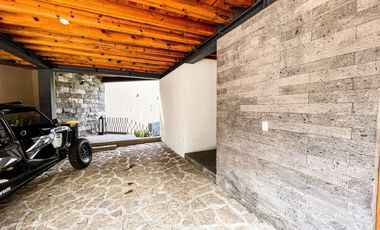 RENTA CASA EN AVANDARO VALLE DE BRAVO -  LA CASA DE LAS ESCULTURAS