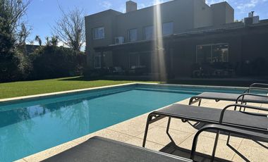 Casa en Talar Del Lago II