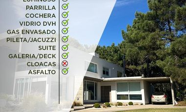 Casa dentro de barrio semi cerrado en Costa Ayres