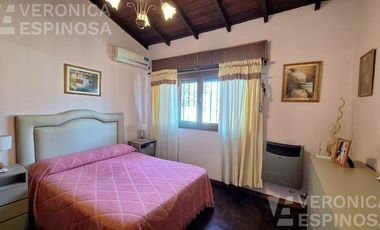 Casa venta 3 dormitorios moron