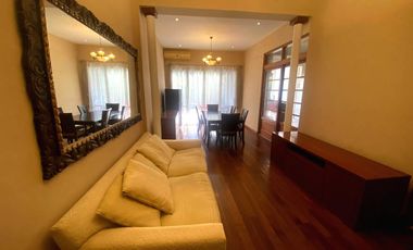 Casa en Barrio Parque