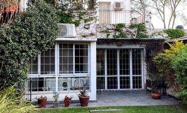 Casa en Barrio Parque