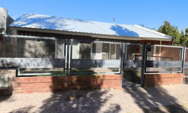 Casa 3 dorm. en  una planta, Barrio Ecor I, Plottier
