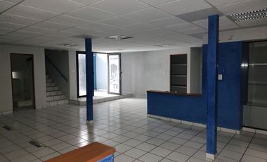 Oficina en renta Col. Santa Elena