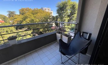 Departamento en  Venta Olivos  3 ambientes con Cochera