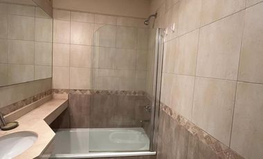 Departamento en  Venta Olivos  3 ambientes con Cochera